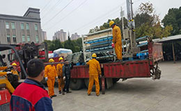 <b>杭州搬家公司大型搬運車(chē)輛</b>